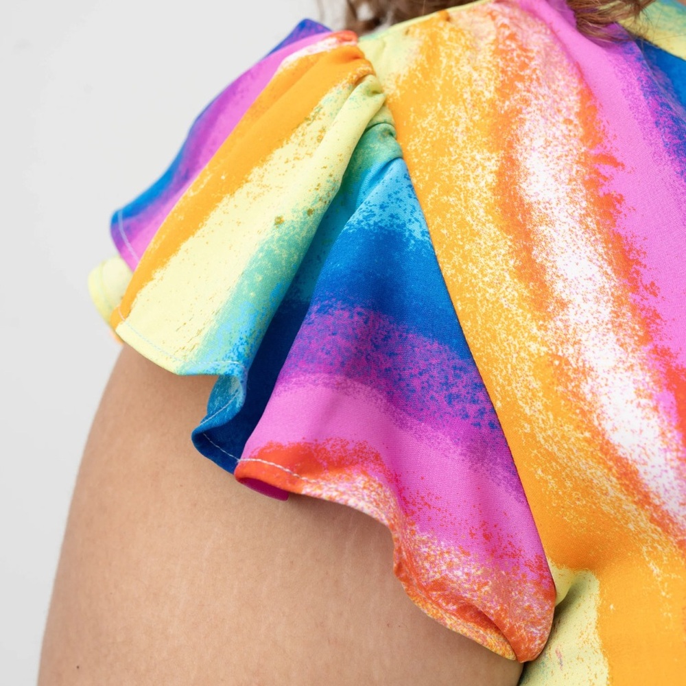 Multi-colored Flutter Sleeve Blouse with Peter Pan Collar-Medium - Picture 6 of 7